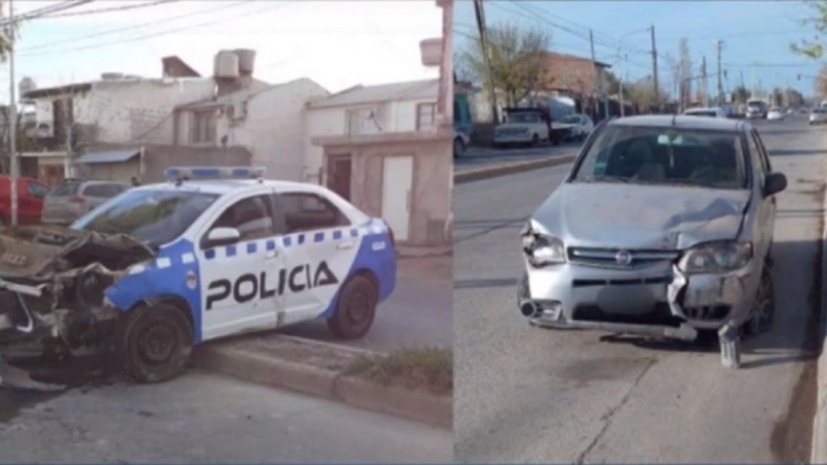 Violento choque de un patrullero en esquina con semáforos