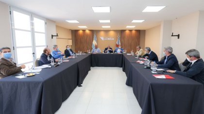 "Milito el federalismo"le dijo Fernández a gobernadores