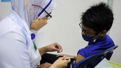 Pfizer dice que es segura su vacuna para niños de entre 5 y 11 años