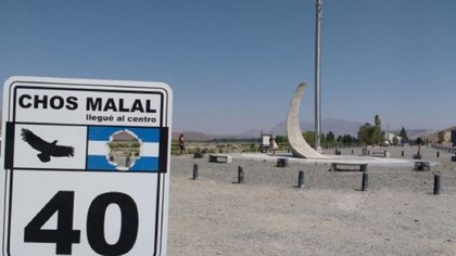 Violó a una nena de su familia en un sendero en Chos Malal