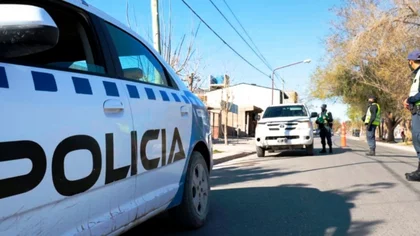 Policía neuquina invierte otra millonada en camperas y otras prendas