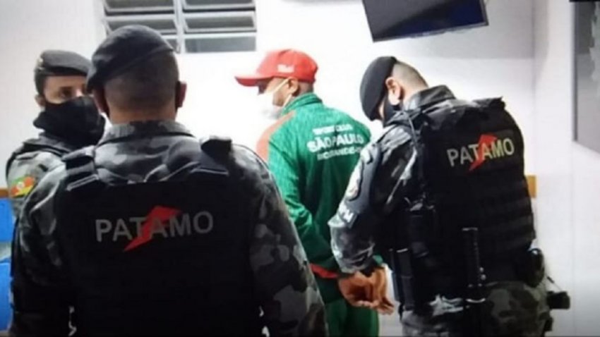 Le pateó la cabeza al árbitro y lo acusan de intento de homicidio