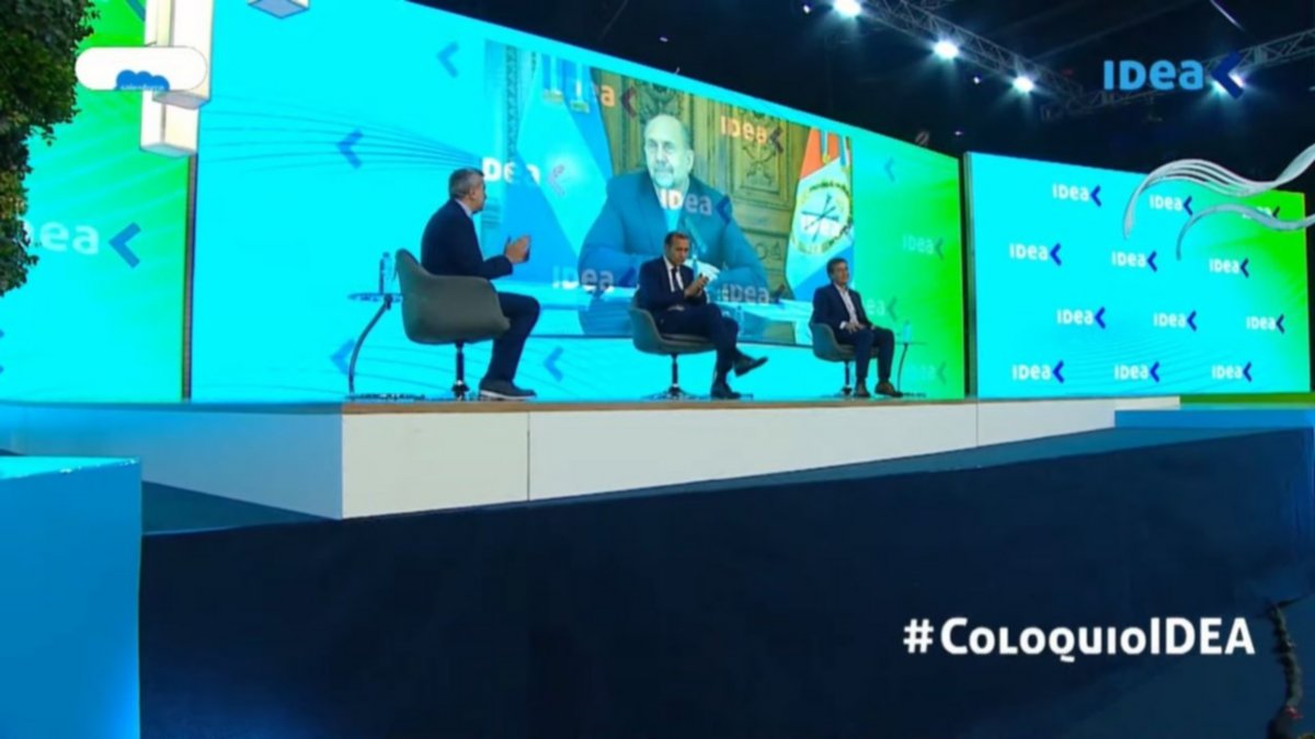 Gutiérrez en coloquio IDEA: “No hay inversión si no hay acuerdo"