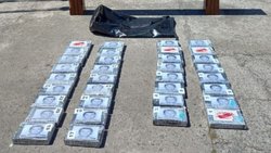Un barco a la deriva, un muerto y 37 kilos de cocaína