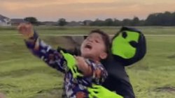 Video: ¿Nene secuestrado por un extraterrestre?