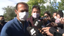 Gutiérrez acompañó y habló del no uso de barbijo en escuelas