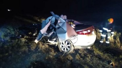 Un joven de 24 años murió al chocar contra un camión