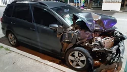 Dirigente chocó dos autos y se negó a hacer el test de alcoholemia