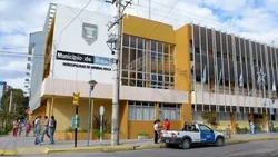 Escándalo con dos empleados municipales de Roca