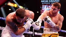 Canelo ganó por KO y es el rey de las cuatro coronas