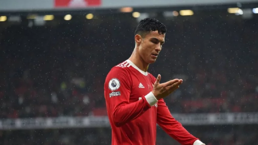 Cristiano Ronaldo cerca de irse del Manchester United