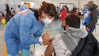175 mil neuquinos aún no tienen esquema completo