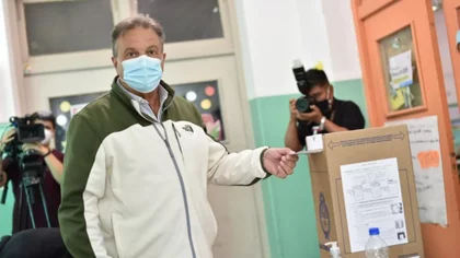 Eguía votó y agradeció a los fiscales