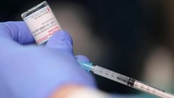 La vacuna contra la variante Ómicron, llegaría "rápidamente"