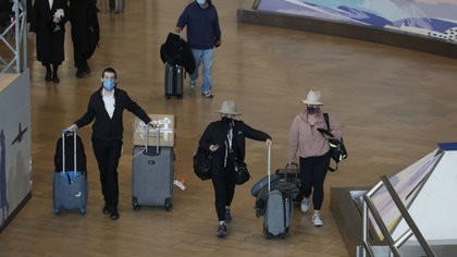 Israel cerró fronteras por la variante Ómicron del virus