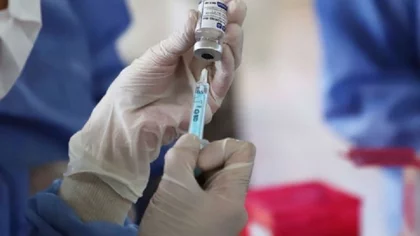 Recomiendan reducir a 4 meses la aplicación de dosis de refuerzo