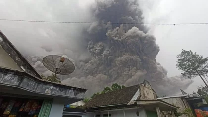 Volcán entró en erupción en Indonesia, hay más de 13 muertos