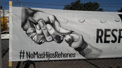 Padres de Río Negro y Neuquén continúan con su reclamo