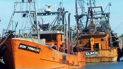 Se hundió un buque pesquero y murió un tripulante