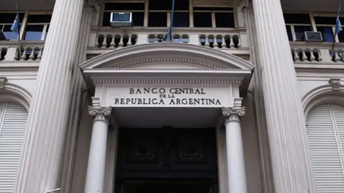 El BCRA compró US$200 millones y cierra una semana positiva