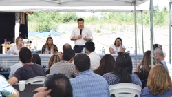 Llancafilo se reunió con los 14 distritos escolares