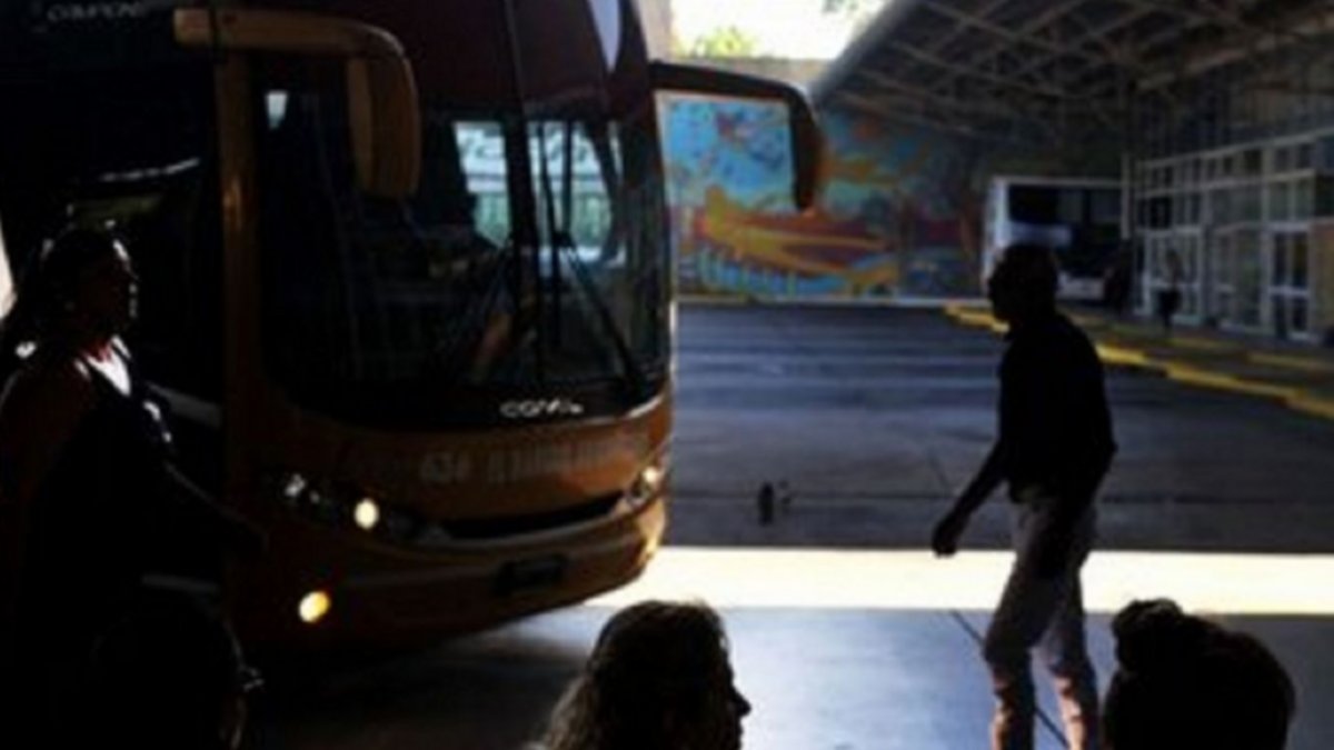 Abusó de las nietas y lo atraparon en la Terminal