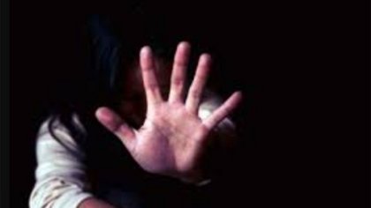 Discutió con su pareja de 17 años e incendió la casa