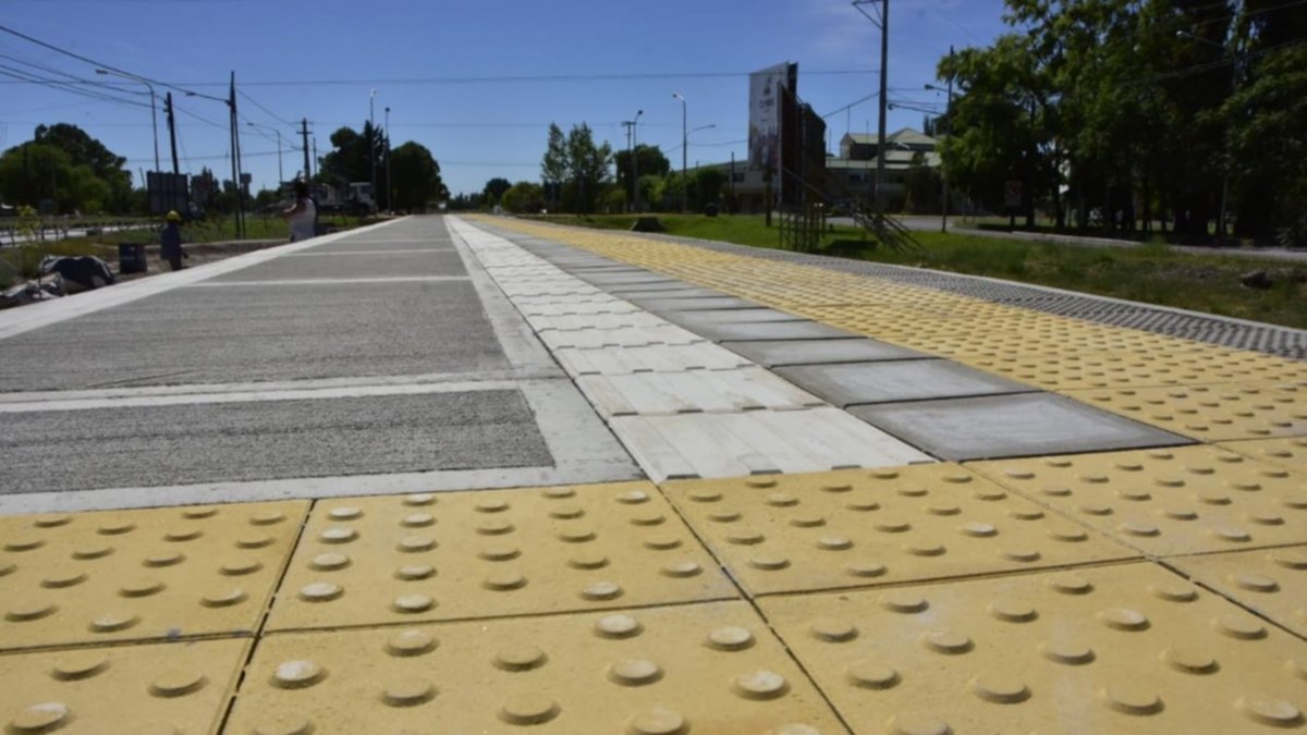 Los apeaderos avanzan, pero el tren ¿avanza o retrocede?
