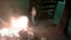 Video: Dormía en la calle y una mujer lo prendió fuego