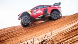 Con presencia nacional, arrancó el Rally Dakar