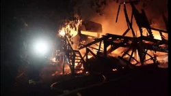 Incendio destruyó una vivienda en minutos en San Martín