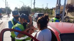 Policías salvaron la vida de un bebé en Neuquén