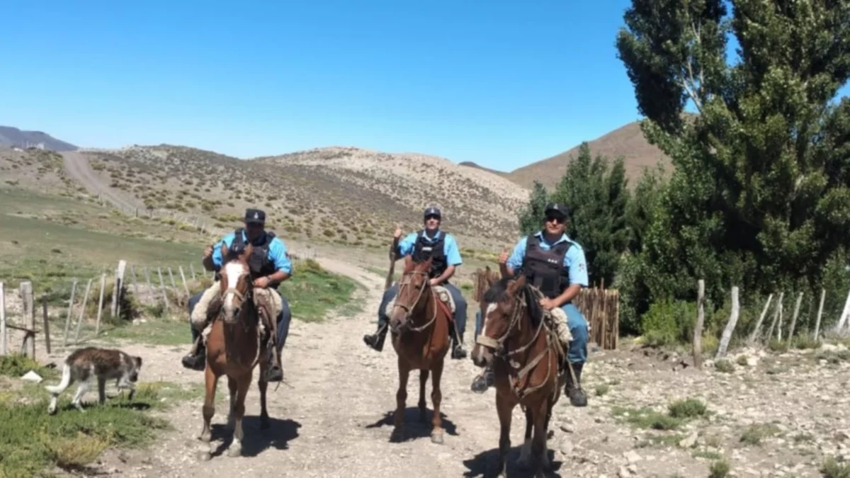 Policías encontraron a un hombre agonizando en Las Coloradas