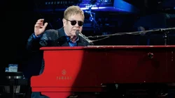 Elton John contrajo Covid 19 y suspendió conciertos