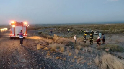Vuelco en la peligrosa bajada de San Cayetano dejó un muerto