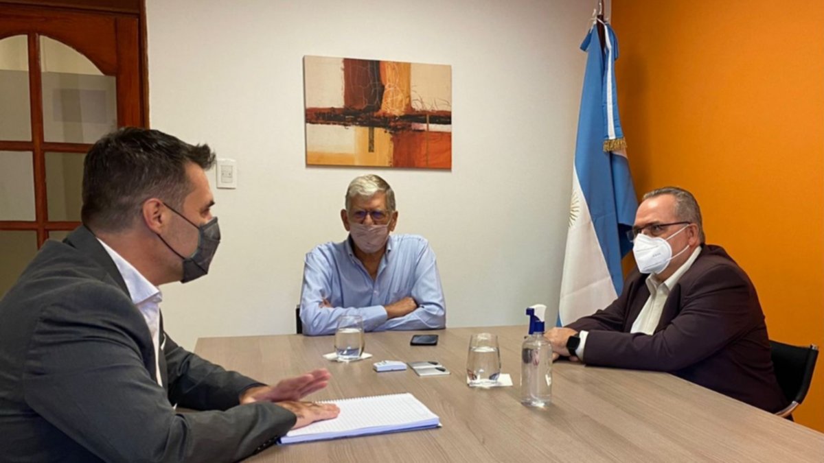 Martínez recibió a los estacioneros de Neuquén y Río Negro
