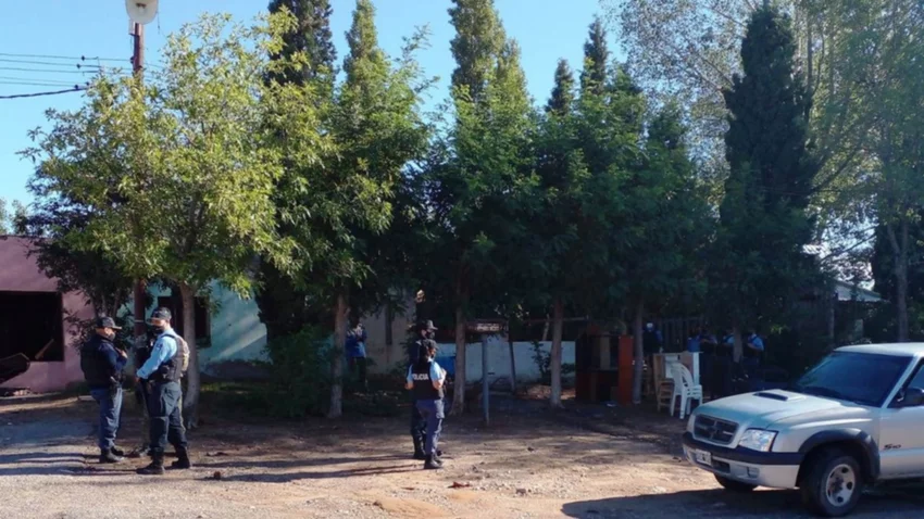 Cutral Co: Desalojaron casa usurpada devenida en merendero