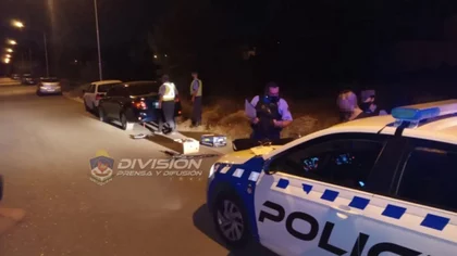 Desvalijaban un auto cerca del Limay y les cayó la Policía