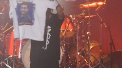 Divididos cerró el show pidiendo justicia por Facundo Castillo