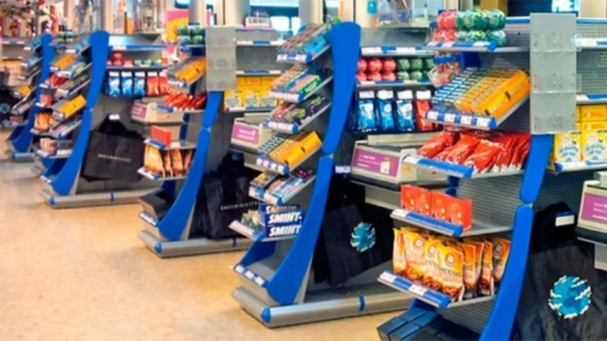 Alimentos multiprocesados:  peligro en la línea de cajas