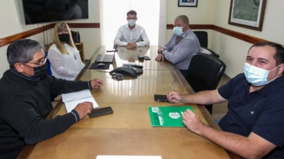 Querían revisión cada tres meses y les ofrecieron cada seis