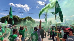 ATE contra Carreras: extendió el paro a 48 horas
