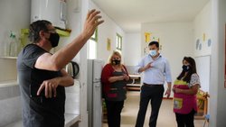 Llancafilo anticipó el regreso "pleno y presencial" a clases