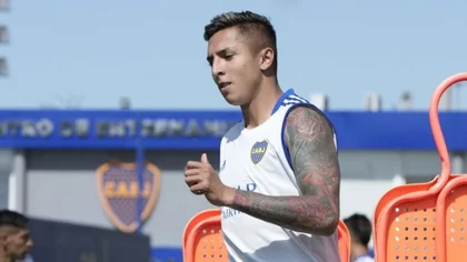 Almendra contra Battaglia: “Como DT sos un desastre”