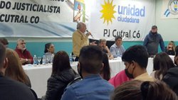 Martínez se muestra y Parrilli mira hacia octubre