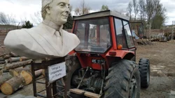 Néstor, los sueldazos y la fotito K-PRO en Neuquén