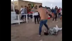 Le pateó la cabeza a un pastor y ahora le formularon cargos