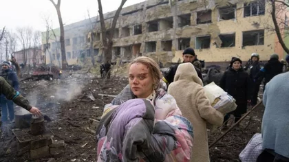 Una influencer ucraniana dio a luz luego de ser bombardeada