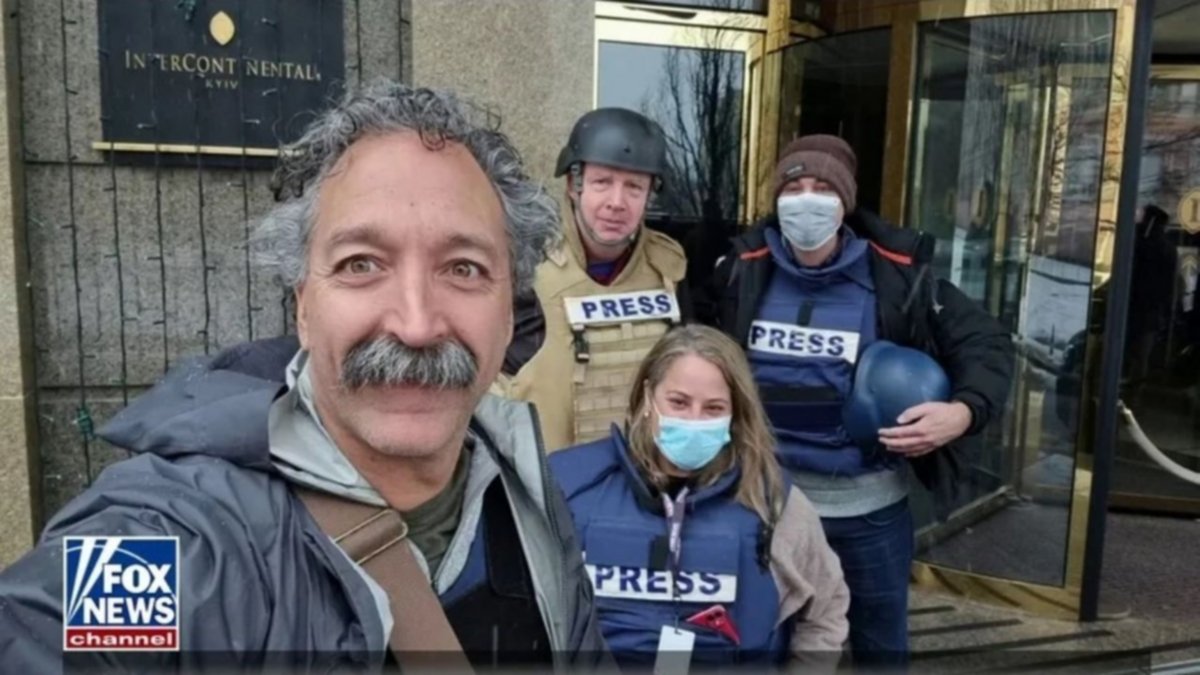 Camarógrafo y periodista mueren en Kiev