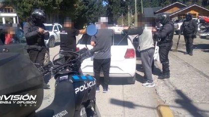 Neuquinos detenidos en La Angostura por amenazar a turistas